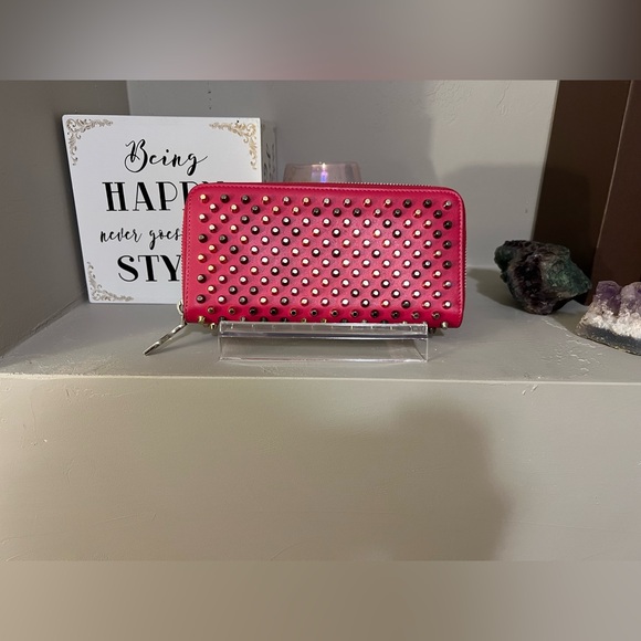 Christian Louboutin Stud Spike Zipper Pink Wallet Authentic - EUC - Picture 16 of 16